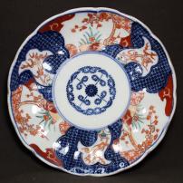 梅に鳥図赤絵染付大皿　/432