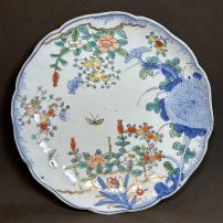 蝶に菊図染付8寸大皿　/436