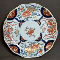 牡丹に鳳凰図赤絵染付大皿　/437