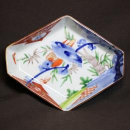 鳥に松竹梅図染付変形皿　/556