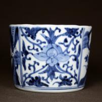 花唐草図染付蕎麦猪口　/317