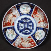 松に牡丹図染付赤絵中皿　/637