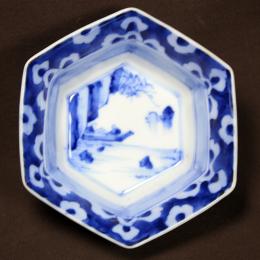 山水図染付六角小鉢　/351