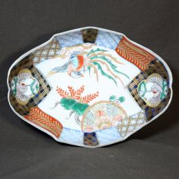 桐に鳳凰図赤絵染付変形皿　/540