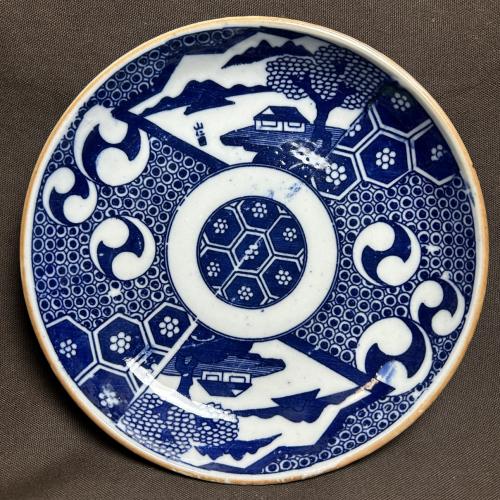 巴紋印判中皿 /559│埼玉県熊谷市のの骨董品専門店「雑貨とちや  