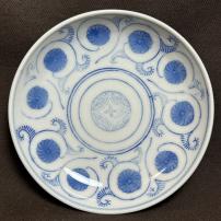菊図印判小皿　/1858